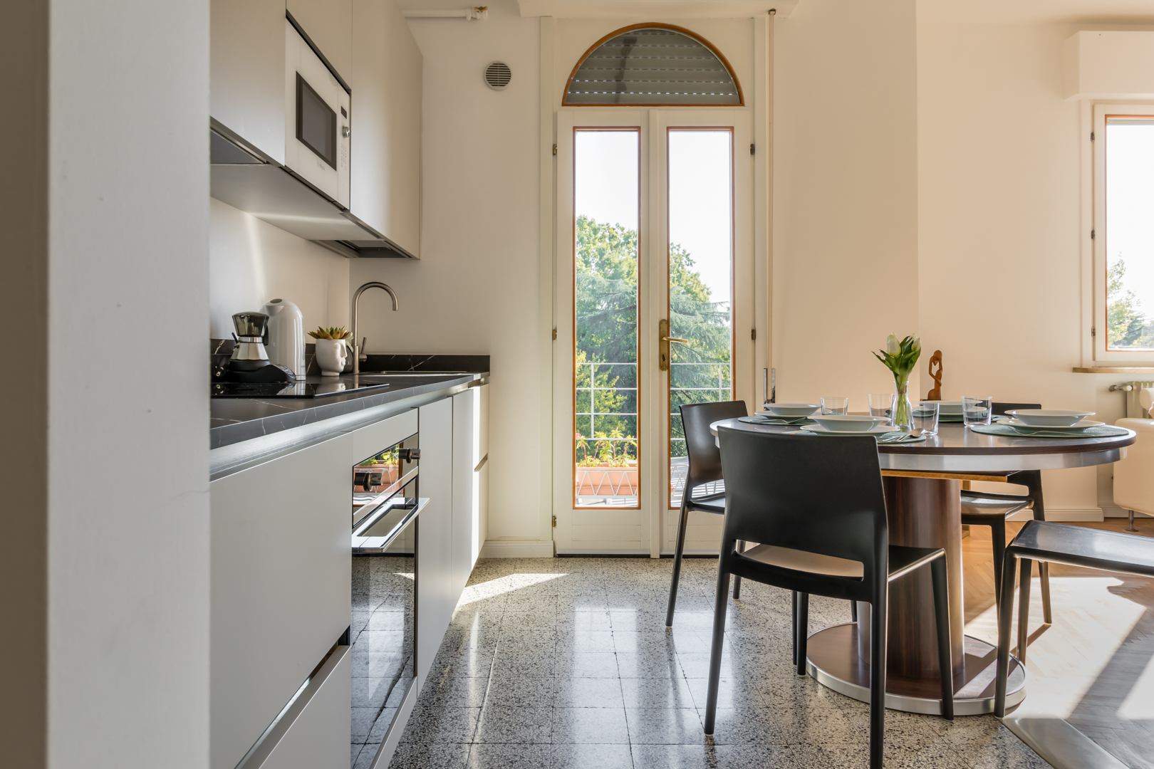 Fotografia di interni per hotel, strutture ricettive extralberghiere, locali, luxury real estate e architettura
