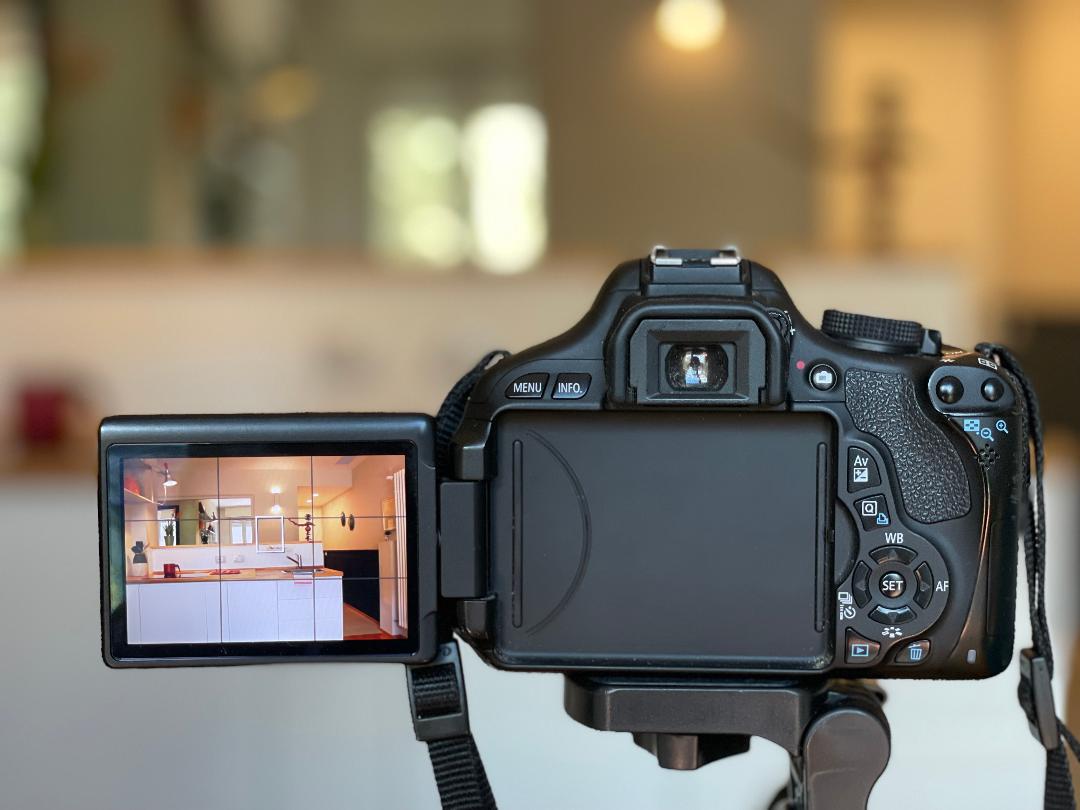 COLIBRI' Home Staging e Servizi Fotografici per la micro-ricettività - Como, Lago di Como e aree limitrofe